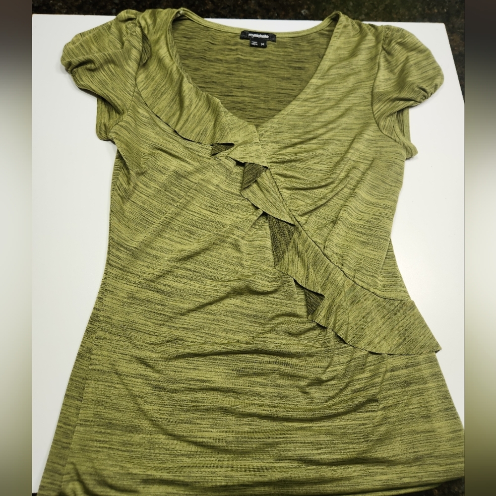 Women's Green Crossover Top Size Medium